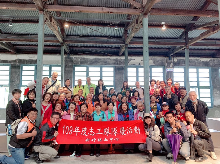 109年志工隊慶合影